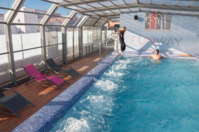 Отель Funway Academic Resort  Мадрид